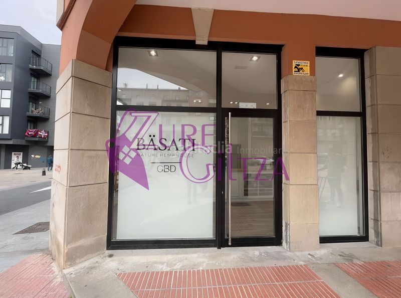 Foto f58c0756-65d6-41f7-8664-4bebb850d0f3. Lloguer local comercial a Durango