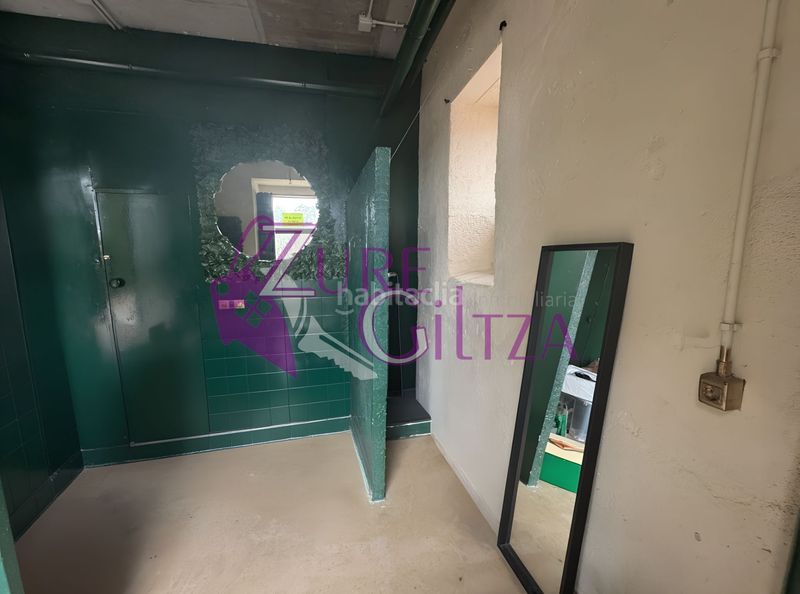 Foto b0db0fcc-54ae-4492-8813-1e2e695dc957. Lloguer local comercial a Durango
