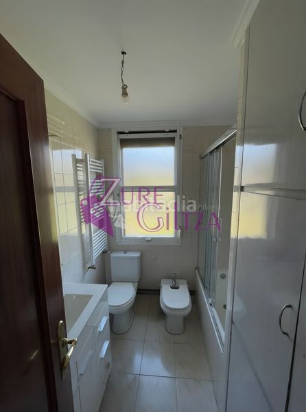 Foto b857edf1-f579-44d4-8d1f-a46e43979ff9. Pis amb calefacció a Elorrio
