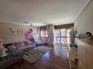 Appartement à Durango. Piso en venta en durango, san ignacio. garaje, trastero, 3 dormi