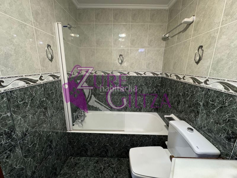 Foto 270009b3-3e4e-402a-8a37-f2d6677a8047. Lloguer pis amb calefacció a Durango