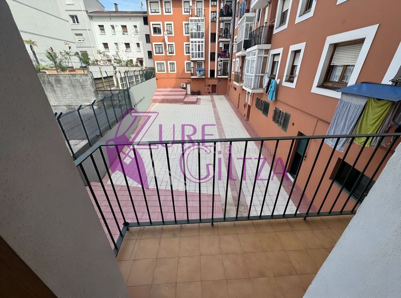 Foto 32821414-9996-4dea-943e-9b91d40301d9. Lloguer pis amb calefacció a Durango