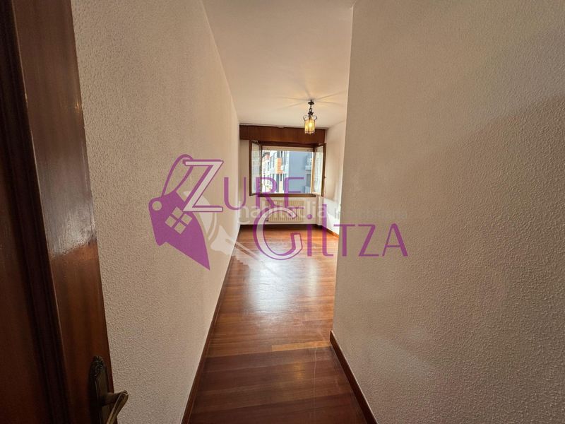 Foto 78ca8e68-20b9-44f9-94b0-341393975b12. Lloguer pis amb calefacció a Durango