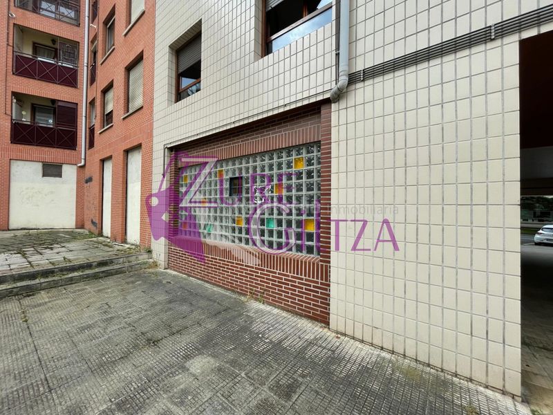 Foto 7c0899e4-1bde-4878-8db3-f1afbae72387. Lloguer local comercial a Durango