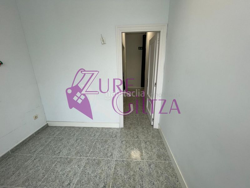 Foto 90697e99-d77a-4f15-9e1d-a695f98f86f1. Lloguer local comercial a Durango