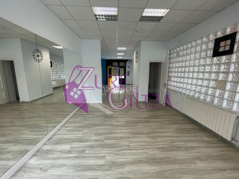 Foto be4de9f0-09ec-4519-97c0-7fffdc19259c. Lloguer local comercial a Durango