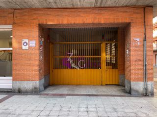 Location Parking voiture à Durango. Oportunidad única! garaje cerrado en alquiler de 14 m en alluitz