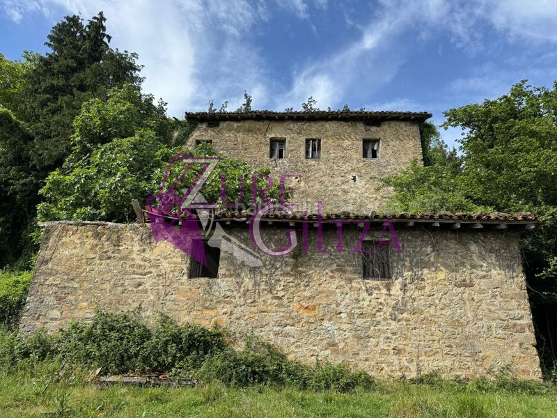 Foto ae7f0861-5f42-4409-89e8-8b513955a481. Masia a Elorrio