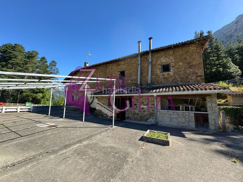 Foto a0e3e726-89d7-451e-8beb-24cad5ac006e. Masia amb calefacció a Mañaria