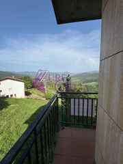 Appartamento in Elgeta. Piso en venta en elgeta 3 dormitorios, 2 baños, amueblado, calef