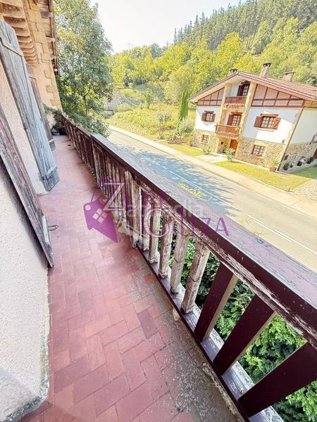 Foto 177b5046-6c77-4305-ac53-7f060f7b3143. Maison avec chauffage dans Artea