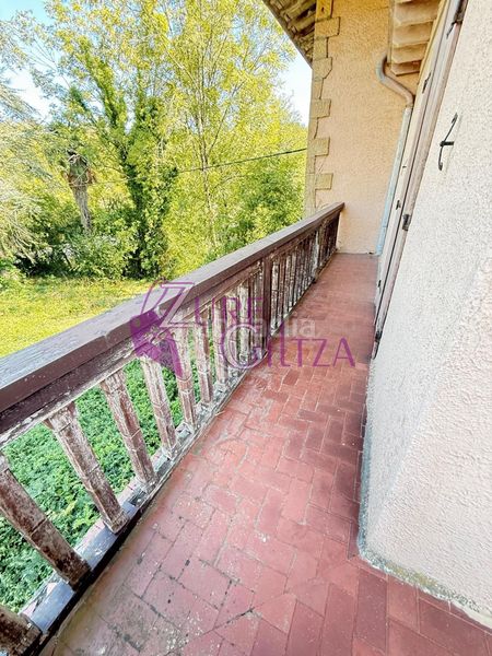 Foto 7362b1ea-7808-4290-ab88-9315b8bd4ed2. Maison avec chauffage dans Artea