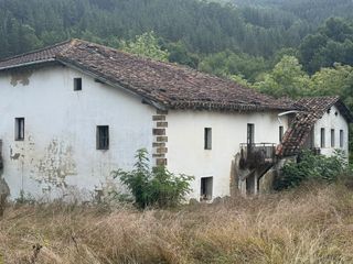 Mas à Gordexola. Casa de pueblo a 15 minutos de bilbo. para reforma integral