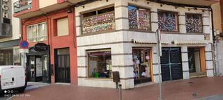 Local Comercial  Calle san claudio. Venta de locales con altillo y apartamento