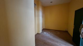 Local commercial  Calle garcia i. Venta de tres locales en el centro de leon rep. argentina