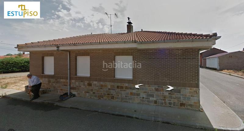 Foto a23244b7-24ff-4f60-b10b-7e9ccfce4b26. Casa amb calefacció a Luyego