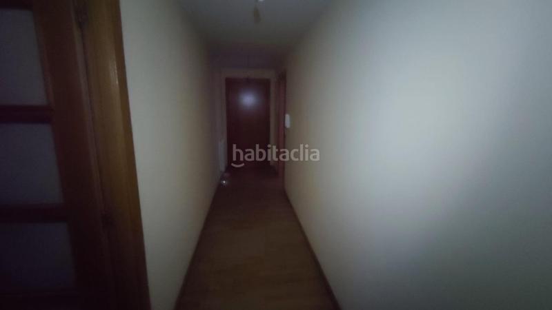 Foto 57ec805c-8e9f-4b6e-8d4d-d82ad801d3c7. Piso venta de piso en avda pais leones en El Soto León