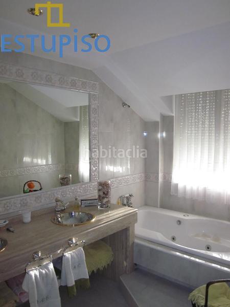 Foto f9297728-d7f7-48b7-aad4-2e5652e7f63d. Xalet amb calefacció aparcament piscina a Valdefresno