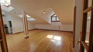 Appartement  Calle eduardo dato. Nuevo edificioultimo piso calle  dato  100 m2 2 habitac2 baños1