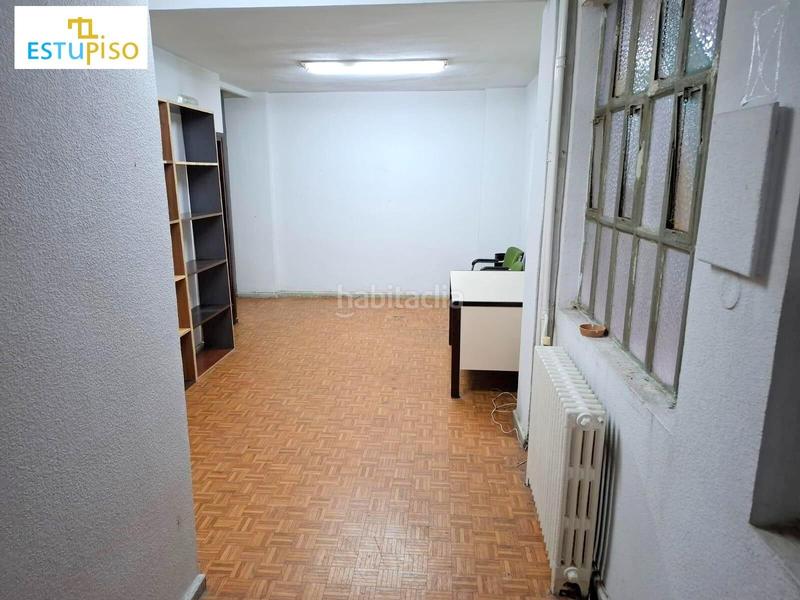 Foto 6977d52d-01ce-44ed-ad34-669b1f7dfdc1. Piso venta oficinas en avda republica argentina en León