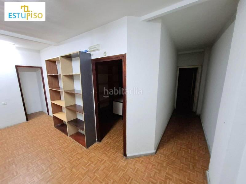 Foto baddb90e-3e7b-483e-bd7e-33b04f18fd57. Piso venta oficinas en avda republica argentina en León