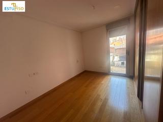 Location Appartement  Calle pablo florez. Piso y plaza de garaje en zona de la catedral leon