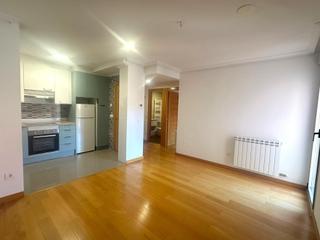 Alquiler Apartamento  Calle pablo florez. Piso y plaza de garaje en zona de la catedral leon