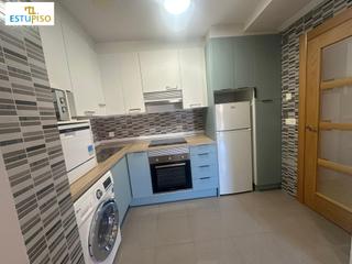 Location Appartement  Calle pablo florez. Piso y plaza de garaje en zona de la catedral leon