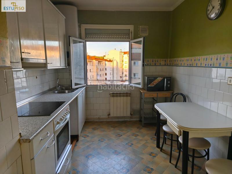 Foto 434b1ac3-e5d7-4ece-9c88-c46c99a9bdff. Appartement avec chauffage dans El Anglo Vitoria - Gasteiz