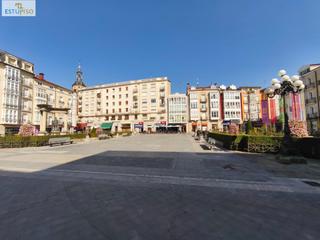 Piso  Plaza provincia plaza. Exclusivo y lujoso piso reformadofrente al palacio diputación y