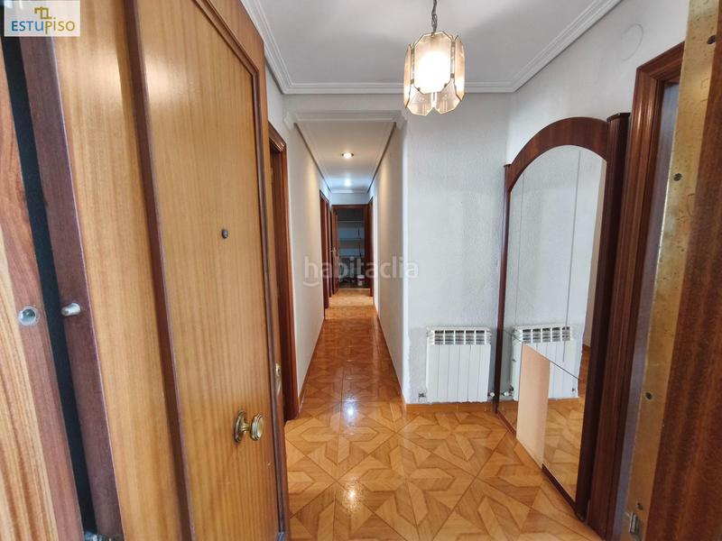 Foto 0825827a-4250-4dc7-a48a-20f45cb2d439. Appartamento con riscaldamento in Coronación Vitoria - Gasteiz