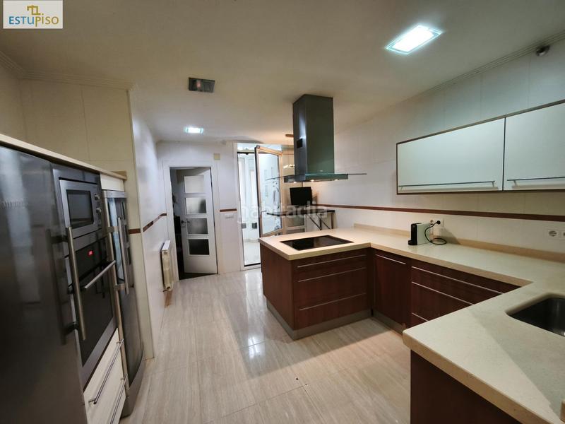 Foto 6ad1302a-edea-4429-89f3-0ac9ed720e16. Flat with heating parking in San Martín Vitoria - Gasteiz