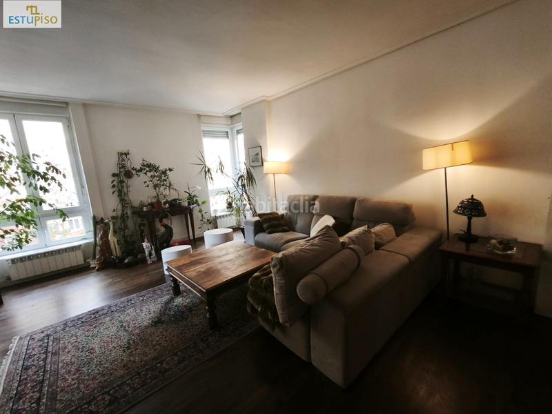 Foto 4f134d40-ced6-4cac-b7fb-8ca0e999ff24. Pis amb calefacció aparcament a San Martín Vitoria - Gasteiz