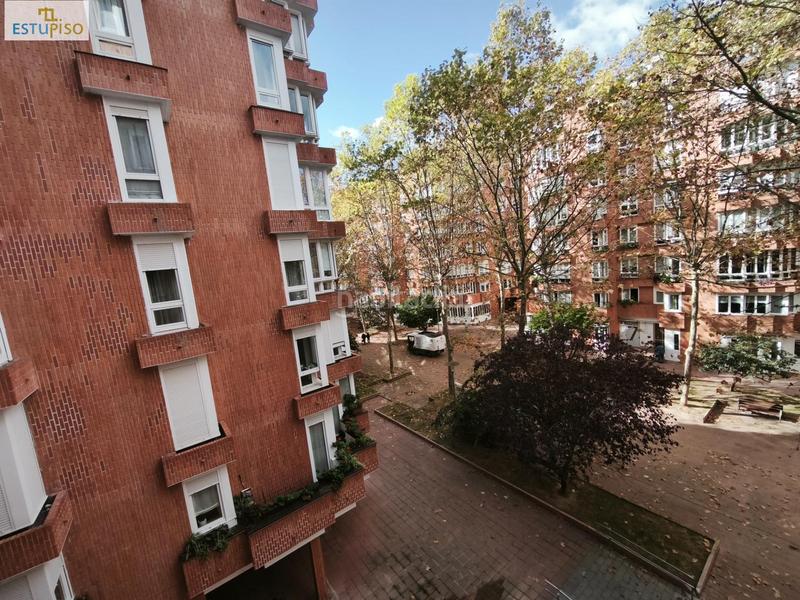 Foto 5c6e12ec-f3b1-44ef-b8c1-296e3785120c. Pis amb calefacció aparcament a San Martín Vitoria - Gasteiz