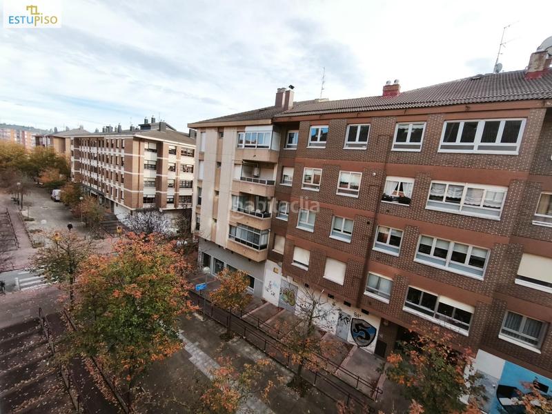 Foto 5b432c30-027b-401a-825c-1ec7f47f2c9b. Pis amb calefacció aparcament a San Martín Vitoria - Gasteiz