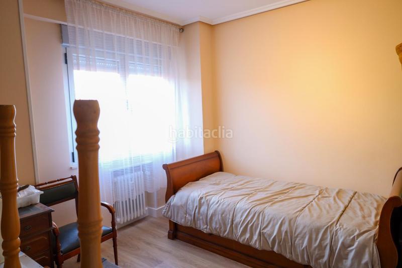 Foto 48dce9e1-4b14-4e11-a1d8-5346d04830f7. Pis amb calefacció aparcament a Crucero León