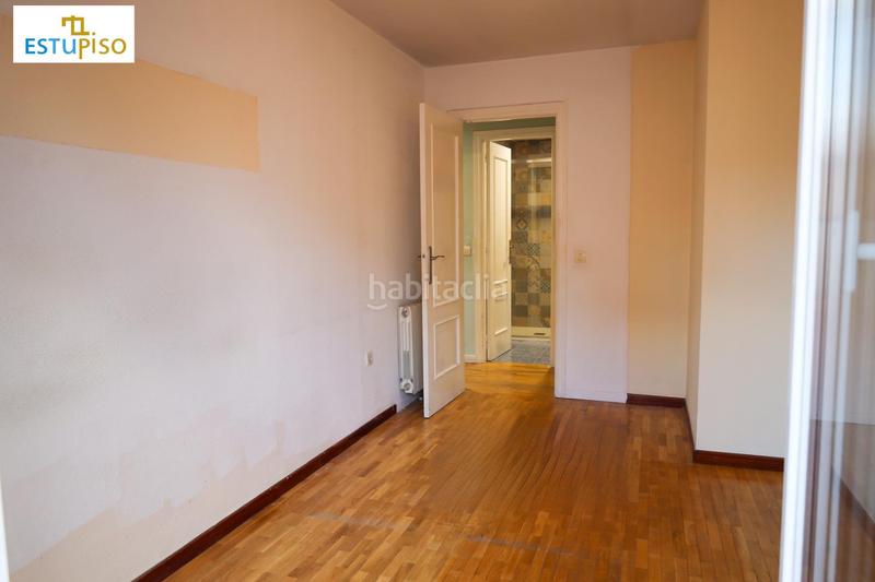 Foto af70f27f-99e2-48e6-9a0a-33761d6b6024. Pis amb calefacció aparcament a Trobajo del camino