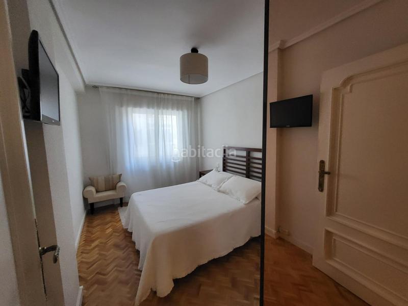 Foto ba0fcf1a-0356-4262-a27c-f53786d1a344. Rent flat with heating in Centro Ciudad León