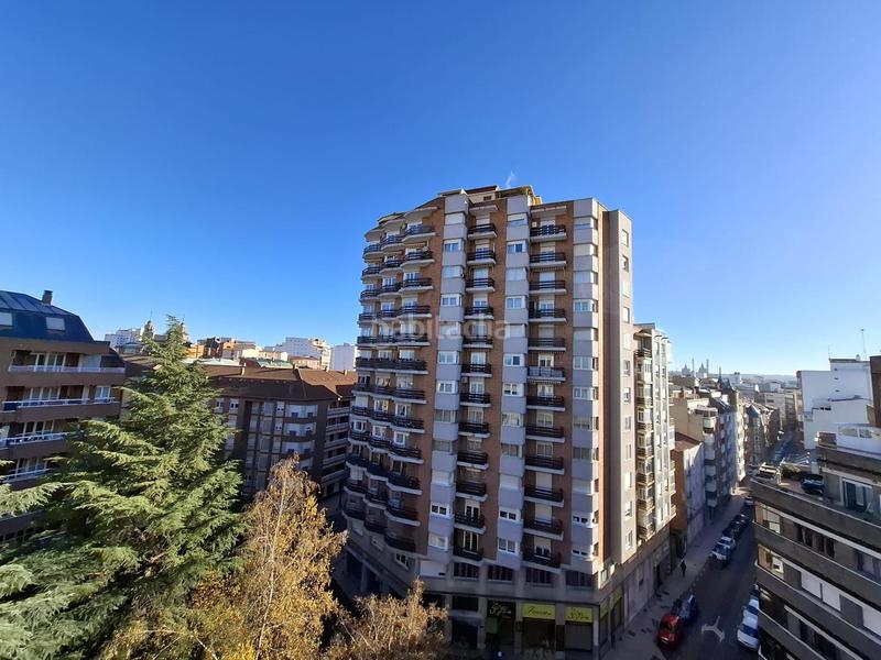 Foto 5e811e6c-064e-4188-991e-90ef671d6d87. Etagenwohnung mit heizung parking in Centro Ciudad León