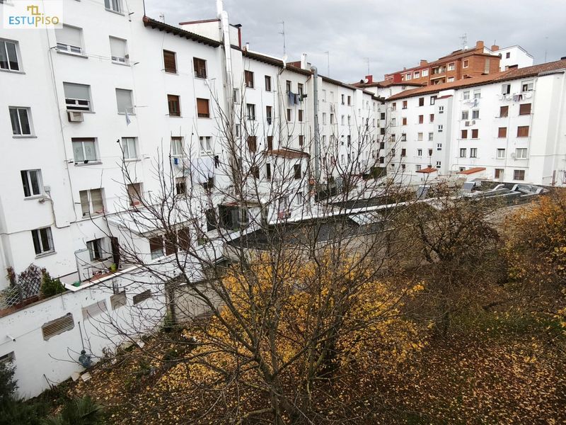 Foto efee162b-6782-403d-a573-49cf99c963af. Pis amb calefacció a Lovaina Vitoria - Gasteiz