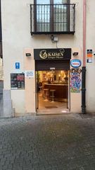 Alquiler Local Comercial en Calle de trastámara 1. Traspaso de bar completamente equipado en el casco antiguo