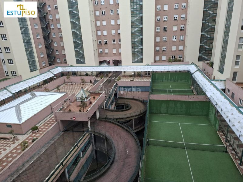 Foto 6a66a919-002d-4758-a2d8-548042c5738c. Flat with heating parking in San Claudio - La Chantría León