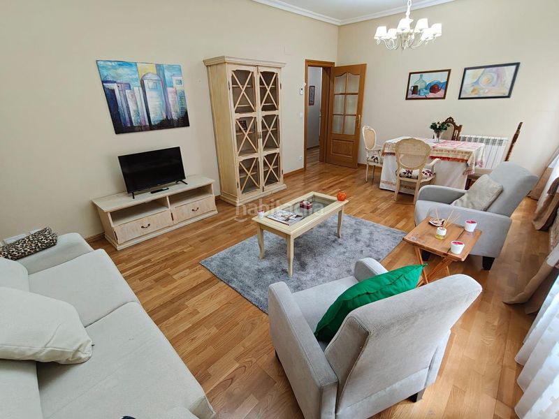 Foto 0ff0519d-1b04-4627-bf6a-98d074e9432c. Rent flat in calle paso 2 in Casco Antiguo León