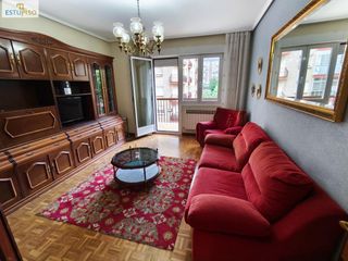 Location Appartement  Plaza pepe ubis plaza. Alquiler amplio piso 123  m2plaza pepe ubis3 habitacionessalónco