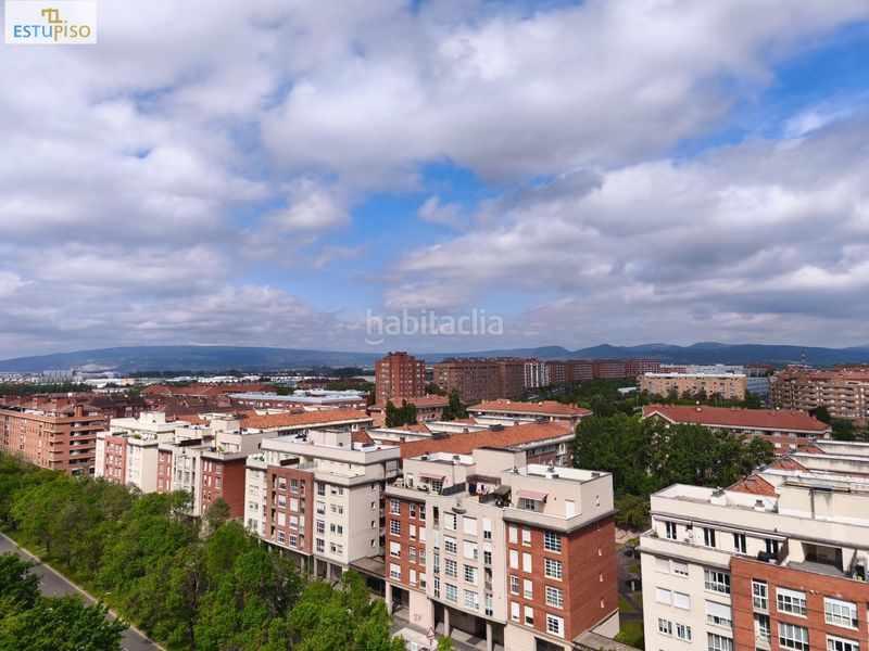 Foto ce5b26c6-3609-41fe-b04e-b3f21a77d358. Pis amb calefacció aparcament a Sansomendi Vitoria - Gasteiz