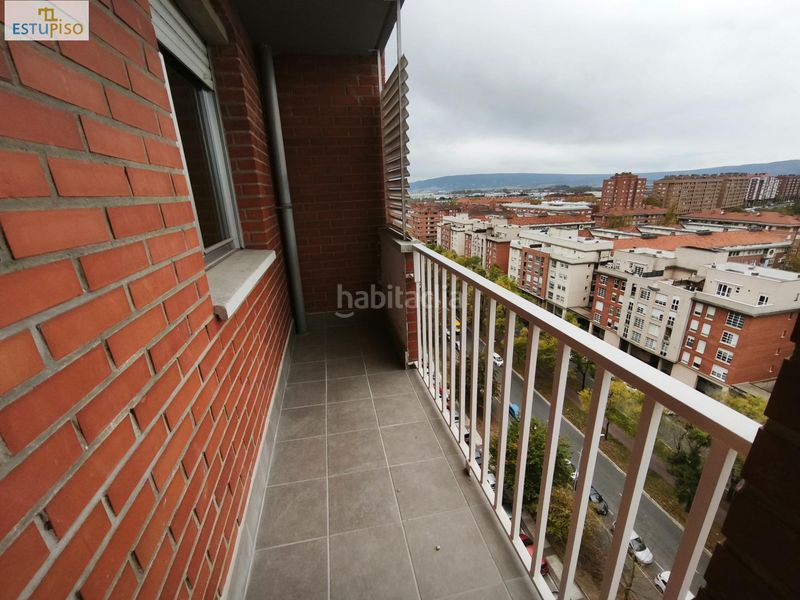 Foto f21133b7-9645-40f5-a782-9754edd3be70. Pis amb calefacció aparcament a Sansomendi Vitoria - Gasteiz