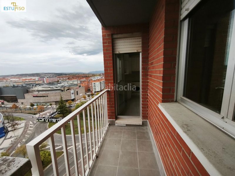 Foto fb62c2fc-2c03-4809-9d0b-1b2d8dad9924. Pis amb calefacció aparcament a Sansomendi Vitoria - Gasteiz