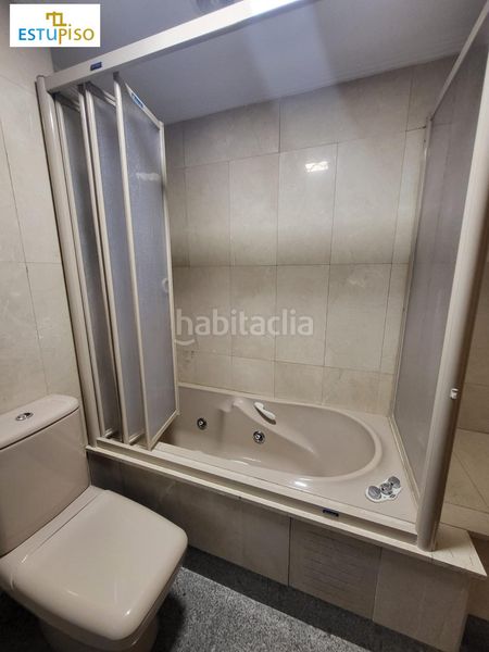 Foto 48b4e3c8-29e7-465c-894d-b178191d40ef. Rent flat with parking in Centro Ciudad León