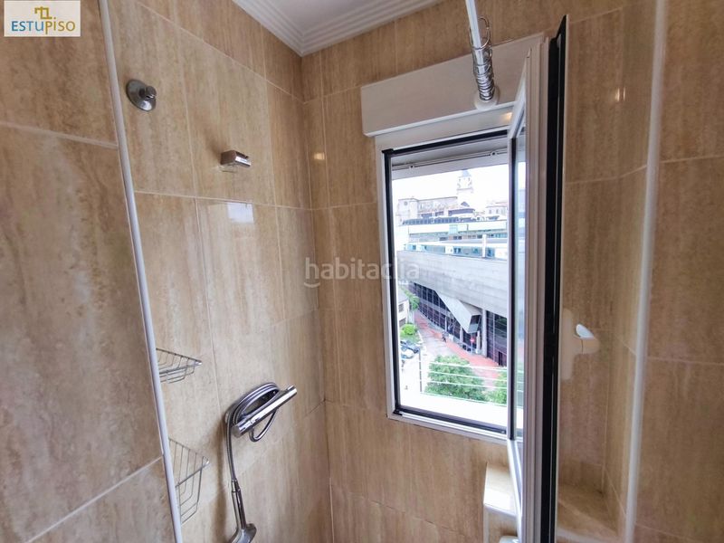 Foto de557a33-407b-400a-8496-c675f093ed29. Piso coqueto piso reformado exterior calle coronacion en exclusiva 63m26º sin ascensorcocinasalóncomedor2 hab.salónbaño en Vitoria - Gasteiz