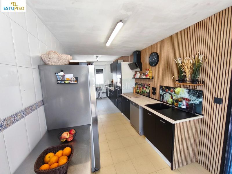 Foto c6c7d945-3499-411a-a556-2f9527b20421. Casa adossada amb calefacció aparcament a Ribera Alta